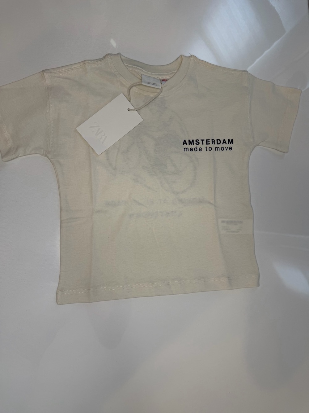 ZARA Cream Short Sleeve Kids T-Shirt with 'Amsterdam made to move' Print